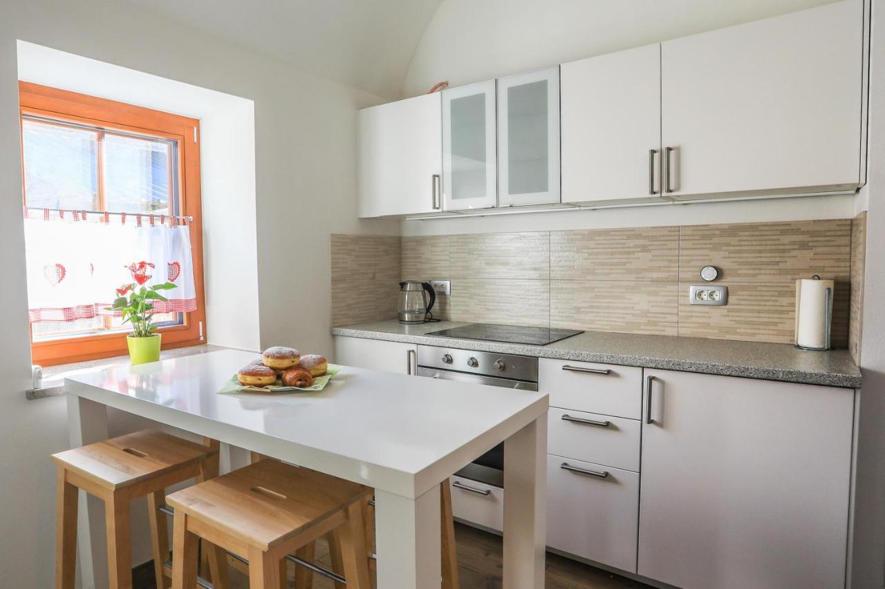 Apartmaji Tina Zgornje Gorje Luaran gambar
