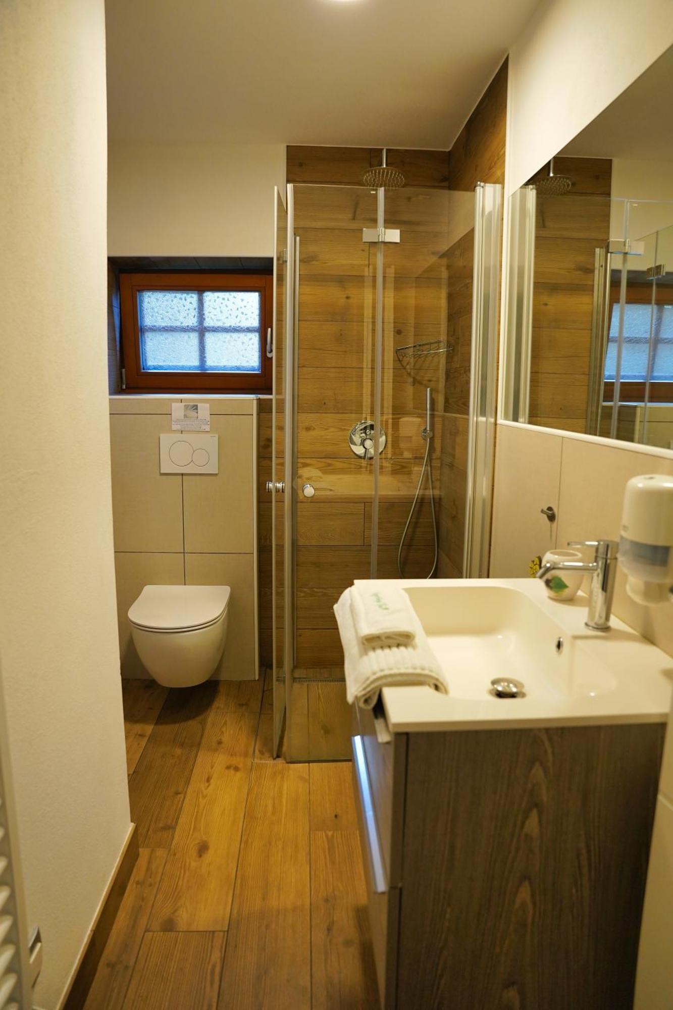 Apartmaji Tina Zgornje Gorje Luaran gambar